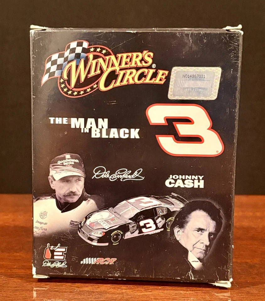 Juego de 2 autos Dale Earnhardt Johnny Cash Man In Black 1:64 Winners Circle nuevo en caja Foto 4 de 4