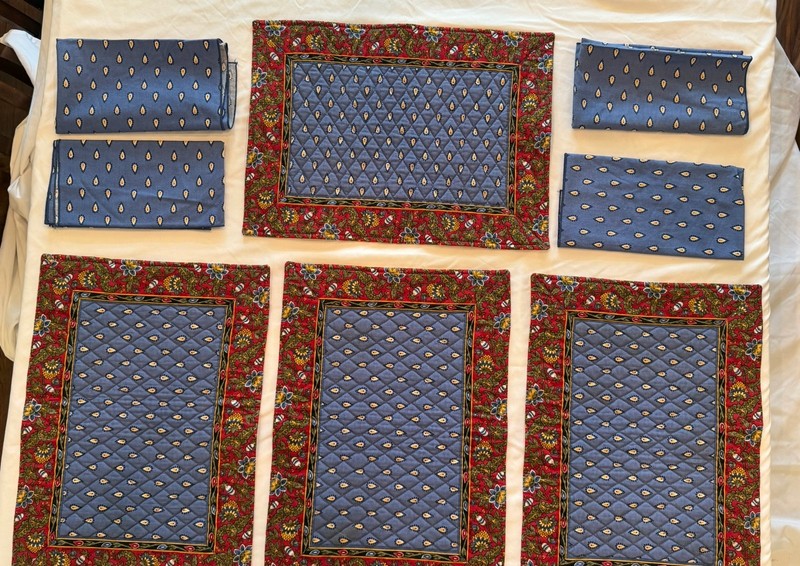 Vera Bradley Placemats and Napkins Set French Blue 