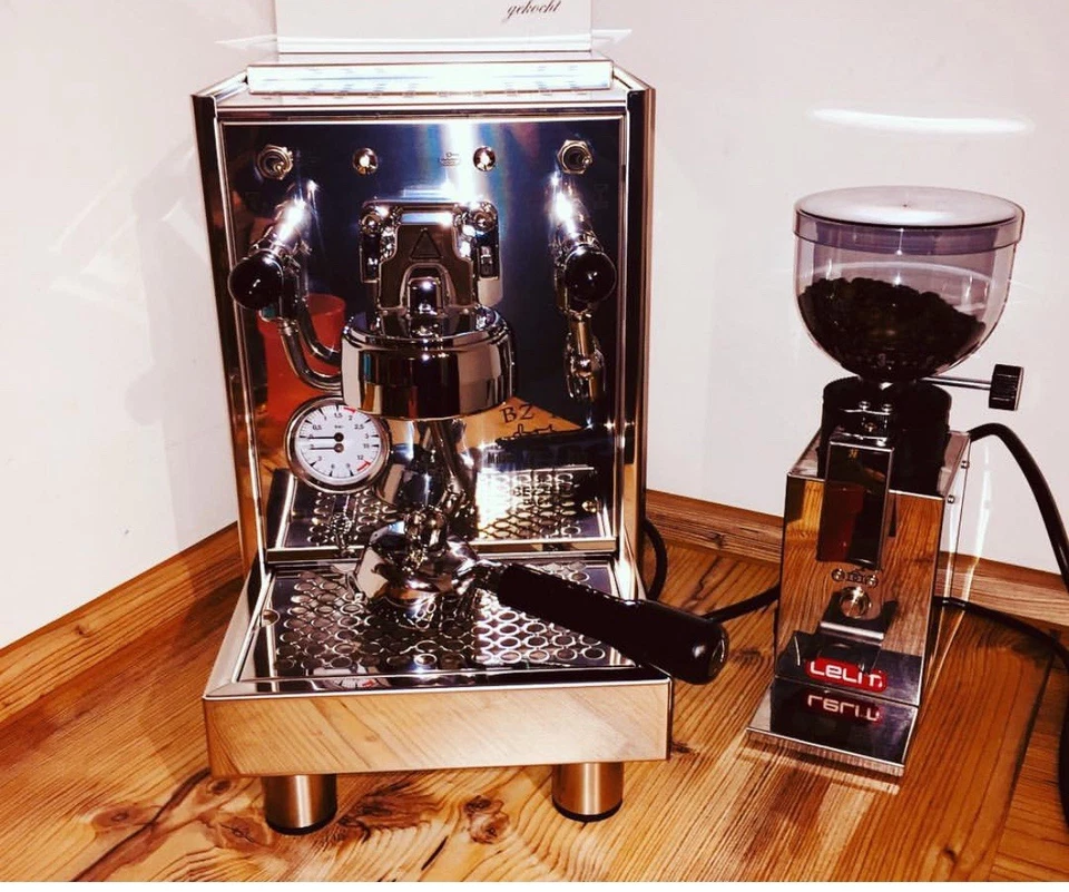 Bezzera BZ10 Espressomaschine Siebträger Inklusive Kaffemühle U. Zubehör