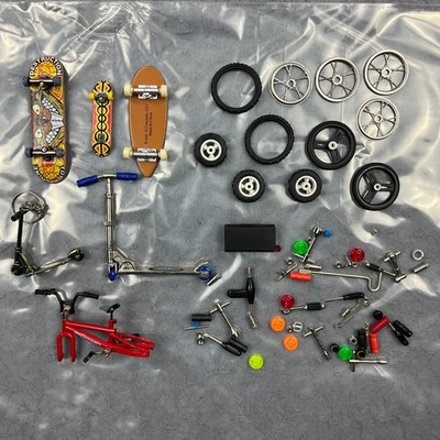 Tech Deck Finger Bike BMX Skateboard Scooter Lot Toy Lot Mini