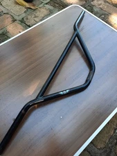 SE Bikes Big Honkin' Cruiser Bar Blk  Handlebar Width 32"  Rise 6.75"