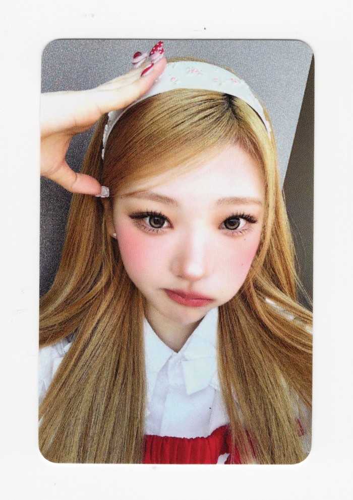 Hearts2Hearts - FOCUS [HELLOLIVE] RUDE 2nd LUCKY DRAW EXCLUSIVE