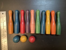 Vintage Toy Mini Wooden Bowling Tabletop Set 10 Pins  3 Balls