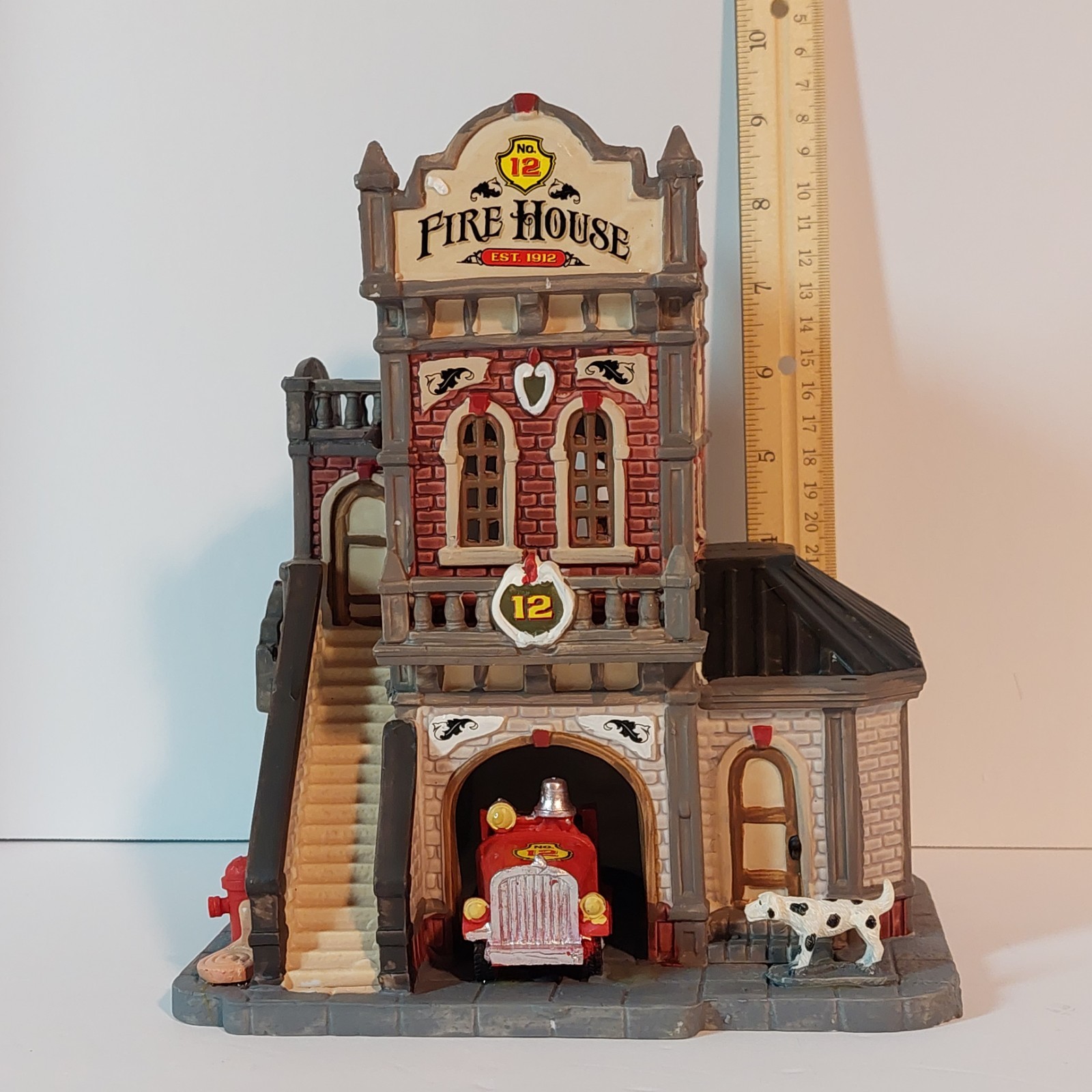 Lemax Fire House No. 12 Christmas Village Building Lighted House 