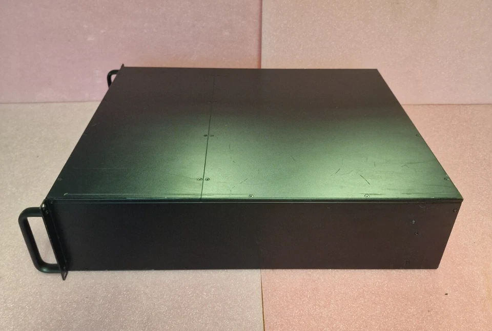 Enhance Technology RS16-IP 16-Bay iSCSI SAN Disk Array 3U Rack mountable NO HDD - Image 3 of 4