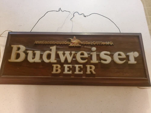 1940's BUDWEISER BEER LIGHT UP SIGN 10 1/4" x 26 1/2” VINTAGE BRIGHT FLOURESCENT