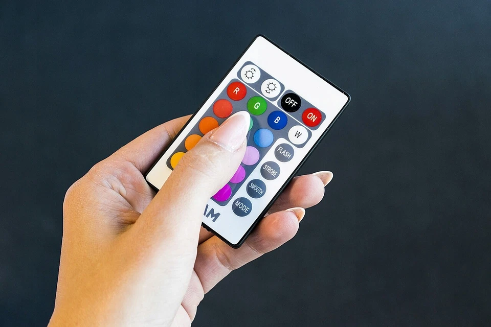 OSRAM LED RGB -W Remote Lampe dimmbar Glühbirne E14/E27/GU10 4,5W/9W STAR+ SMART - Bild 3 von 4