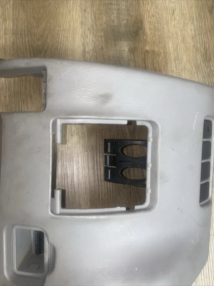 Tablero inferior Subaru Impreza Turbo 2000 GC8 V4-6 1997-2001 Foto 3 de 4