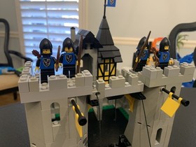 Lego - Black Falcons Fortress 6074 - Complete - No Manual - free shipping!