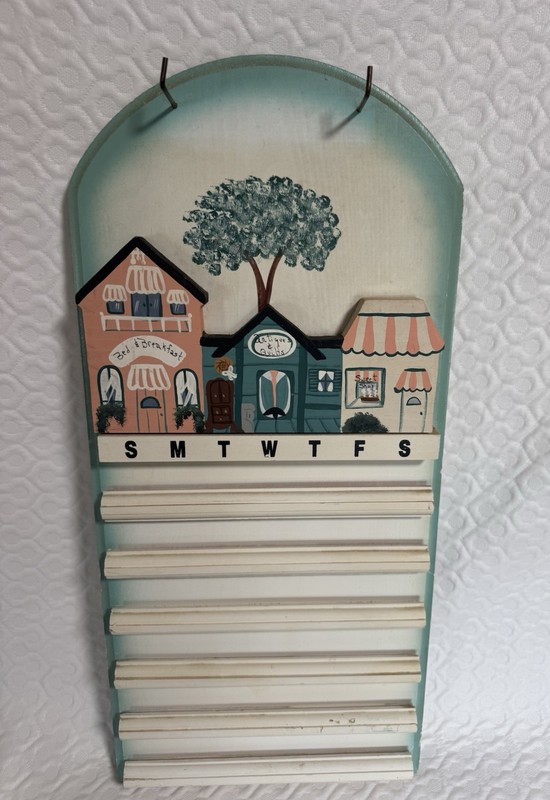 VTG 1991 Wooden Perpetual Calendar Wall Hanging Bed & Breakfast Antique Shop