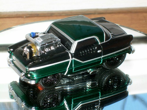 MUSCLE MACHINES 1/64 SCALE DIE CAST CARS FOR SALE LARGE SELECTION PICK YOURS - Picture 76 of 141