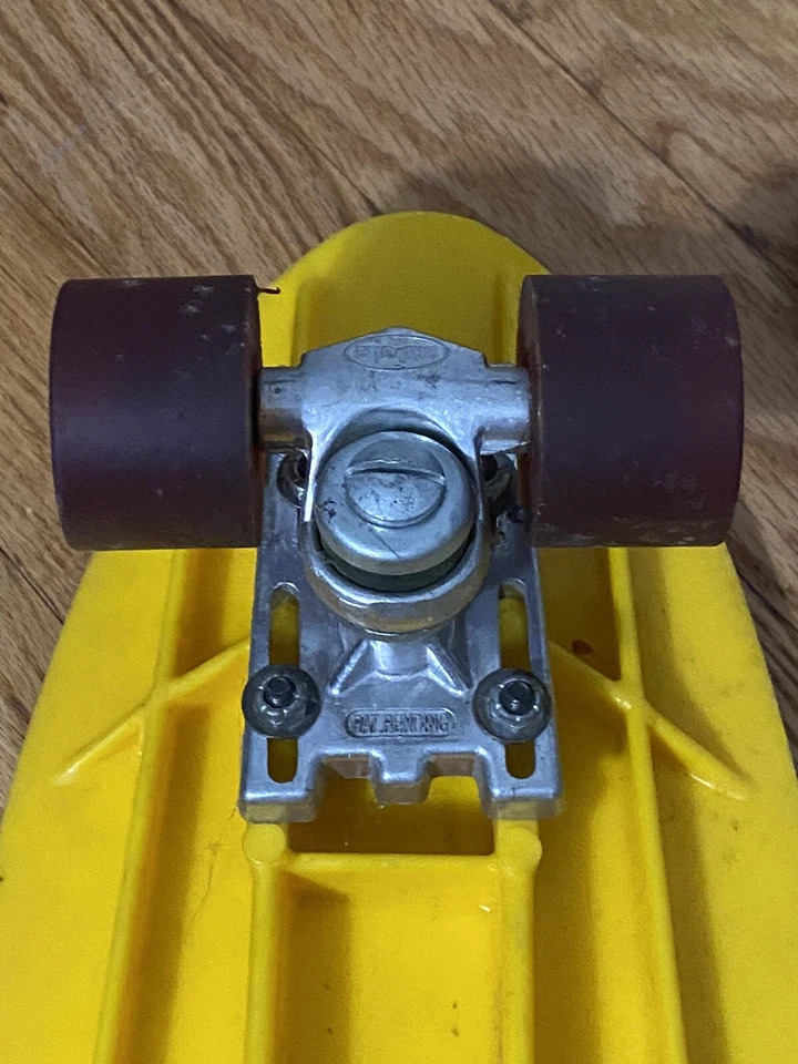 Monopatín vintage de plástico Makaha Foto 4 de 4