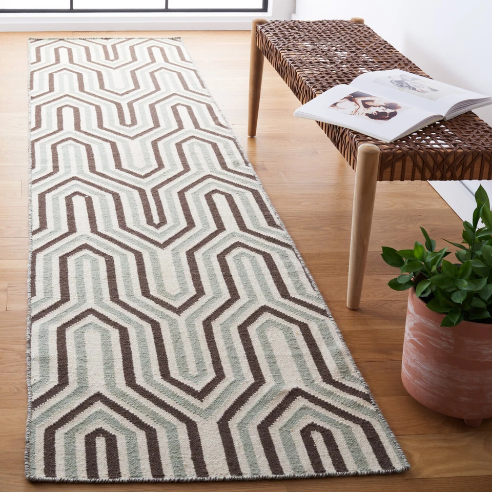 SAFAVIEH Dhurries DHU622A Handwoven Grey / Multi Rug - Image 2 of 4