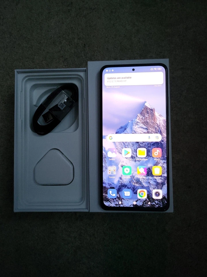 Xiaomi Mi 11i · 256GB, photo 1 of 5