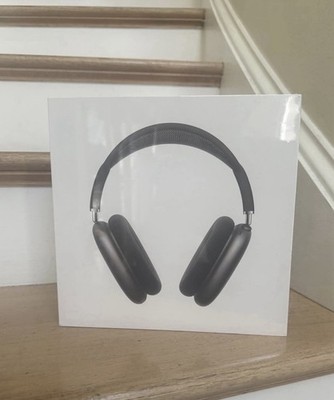 Apple AirPods Max Bluetooth Headphones Noise Cancellation Midnight USB-C