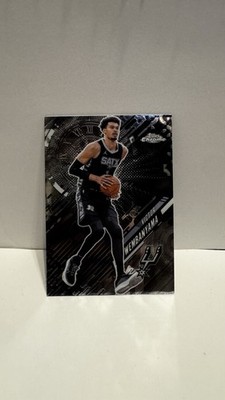 2025-26 Topps Chrome Victor Wembanyama Go Time Insert # GT-11 San Antonio Spurs 