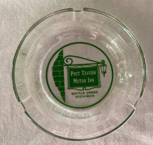 4 1/2" GLAS ASCHENBECHER grün Logo POST TAVERNE MOTOR INN Battle Creek Michigan - Bild 3 von 4