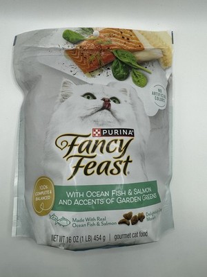 Purina Fancy Feast Dry Cat Food With Ocean Fish Salmon Accents Of Garden Greens