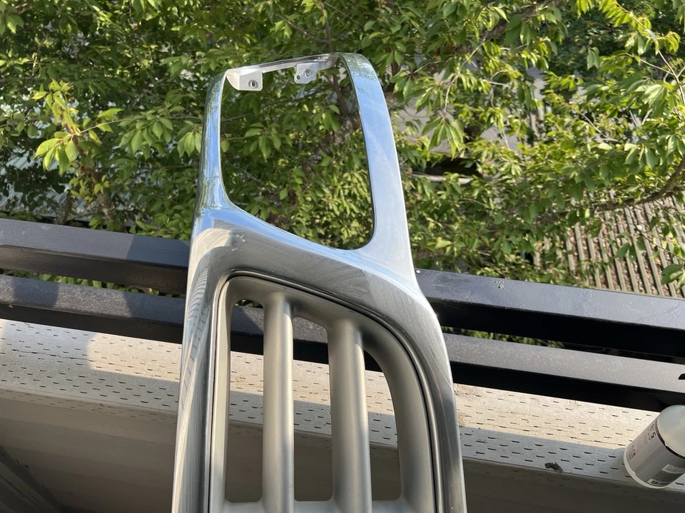 Ford F150 2001 parrilla delantera cromada con emblema OEM genuino Foto 4 de 4