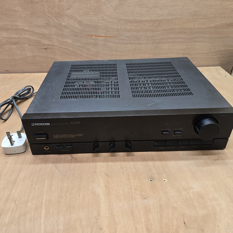Pioneer A-223 Amplifier Hifi Stereo POWER TESTED ONLY
