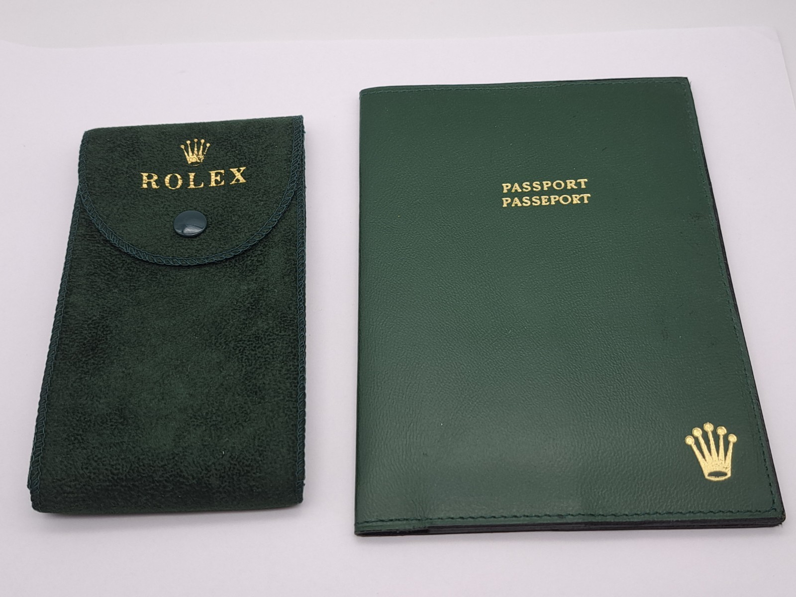 ROLEX - PORTAGARANZIA ORIGINALE REF. 68.05.3 + POCHETTE PORTA OROLOGIO IN PELLE.