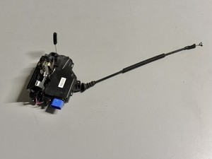 Türschloss Türverriegelung Rechts Vorne VW Golf5 1K1 1.4L 3D1837016 3D1837016-