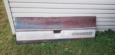 1973-87 Oem Chevy Tailgate Green Has Surface Rust And Aluminum Insert 1973-87 Oem Chevy Tailgate Green Has Surface Rust And Aluminum Insert