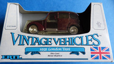Ertl Die Cast Modell 1 : 43 OVP London Taxi 1958 bordeaux rot Vintage Vehicles