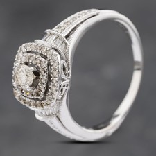 Second Hand Diamond Cluster Ring 41382316