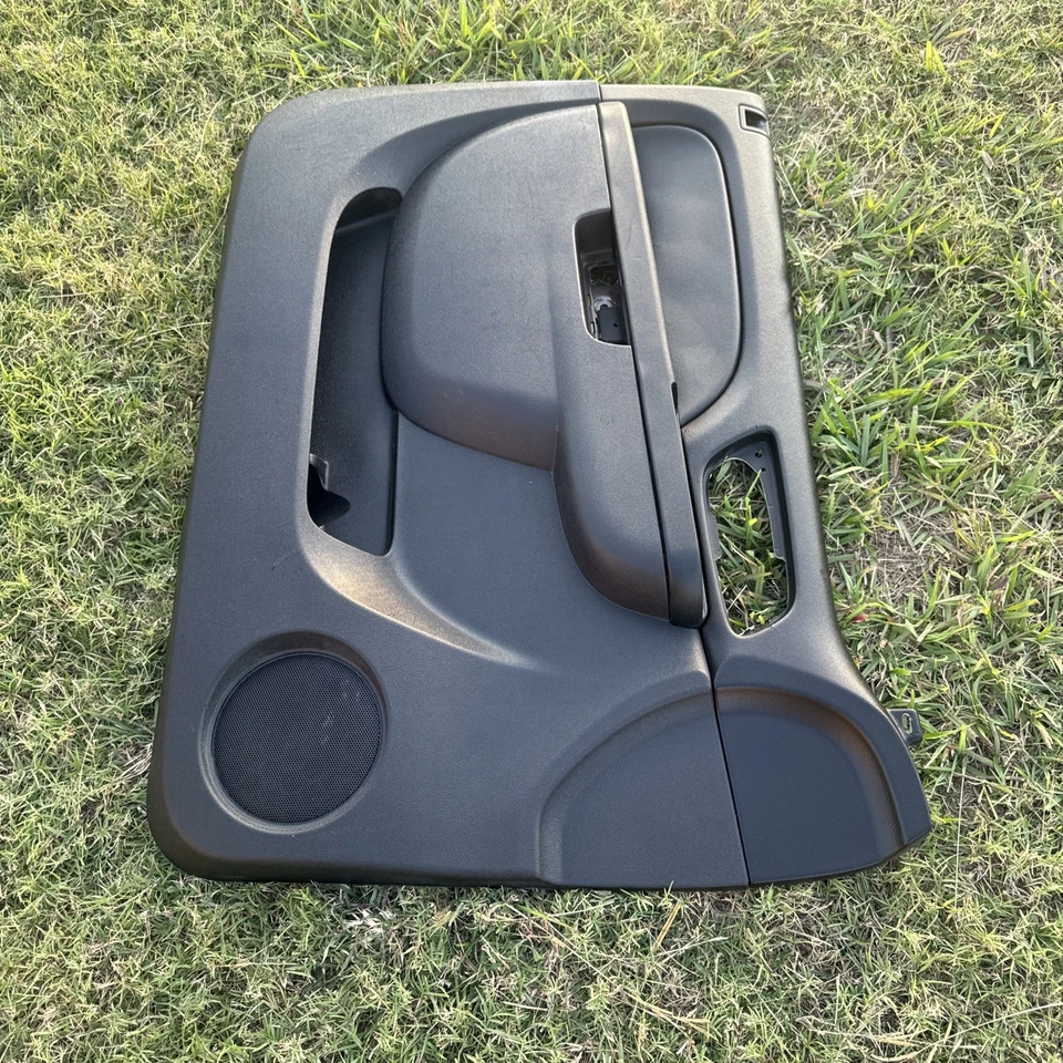 Левая дверная панель со стороны переднего водителя для Chevy Tahoe Yukon Suburban Denali 2010-2013 годов выпуска - Изображение 4 из 4