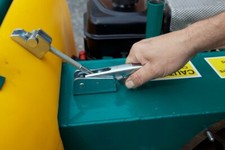 Front Toggle Catch for Cub