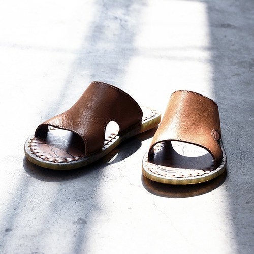 mens pull on slippers