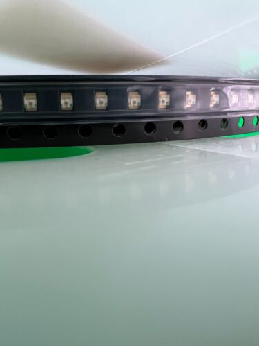 KP-2012MBC Kingbright LED tinta unita blu 430nm 2 pin SMD C1A / lotto di 25 pezzi - Foto 2 di 2