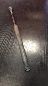 BMW 6er E64 Gasdruckfeder Kofferraumdeckel Kofferraumdeckel Federbein 7057340