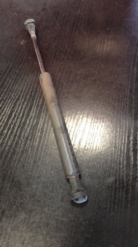 BMW 6er E64 Gasdruckfeder Kofferraumdeckel Kofferraumdeckel Federbein 7057340