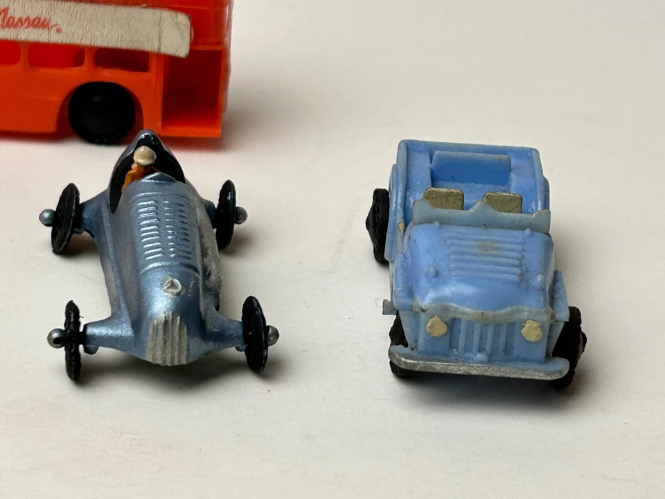 Lote de 6 juguetes de caja azul de los años 60 hechos en Hong Kong, autobús, jeep, coche de carreras, tractor Foto 4 de 4