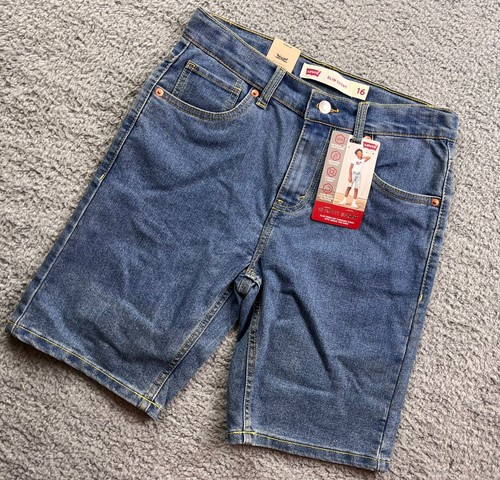 Levi's Boy's Size 16 Slim Fit Jean Shorts Medium Wash - Picture 2 of 7