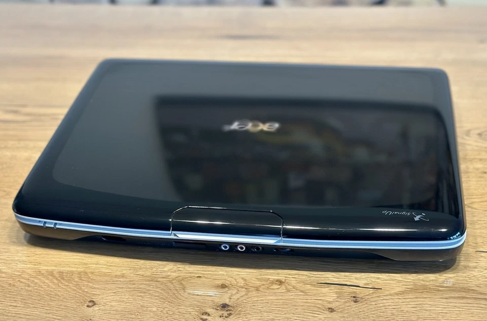 Acer Aspire 5920G Laptop, 250GB HDD, 2GB RAM, 2x1.833GHz, GeForce 8600M WinVista - Bild 3 von 4