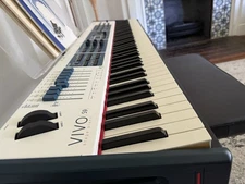 Dexibell Vivo S9 Used great condition - comes with bench, Stand, Pedal