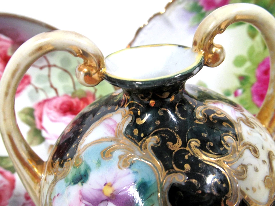Nippon hand painted floral gold gilt raised flowers and Geshia girl pattern vase - Image 3 of 4
