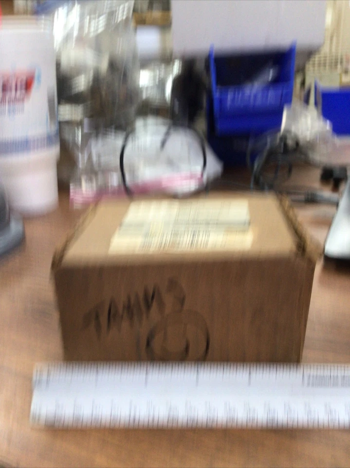 Square D Class 9080 Type V-3 600 Volt Terminal Block 3 Pole (TA41MS) - Image 4 of 4