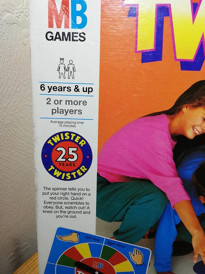 Twister Game 25th Anniversary Edition 1993 MB Complete Free Postage - Image 2 of 4