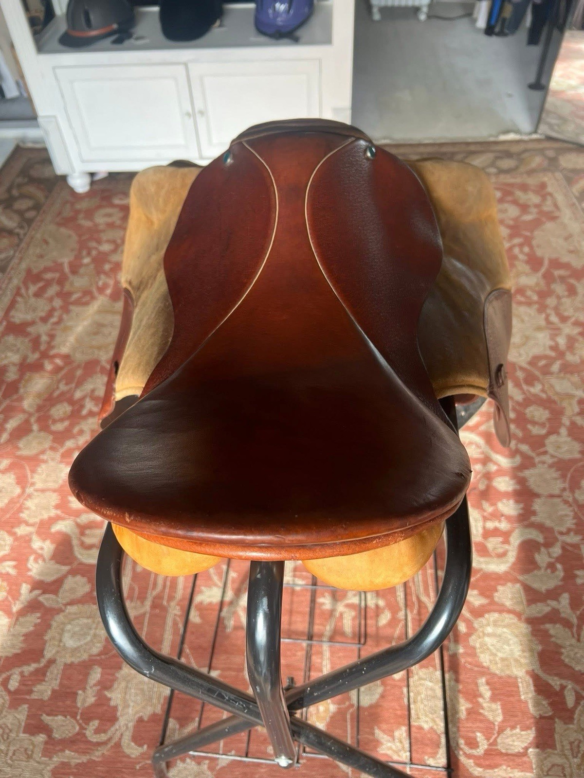 Stubben Siegfried English Saddle 18” Seat - 6” Gullet