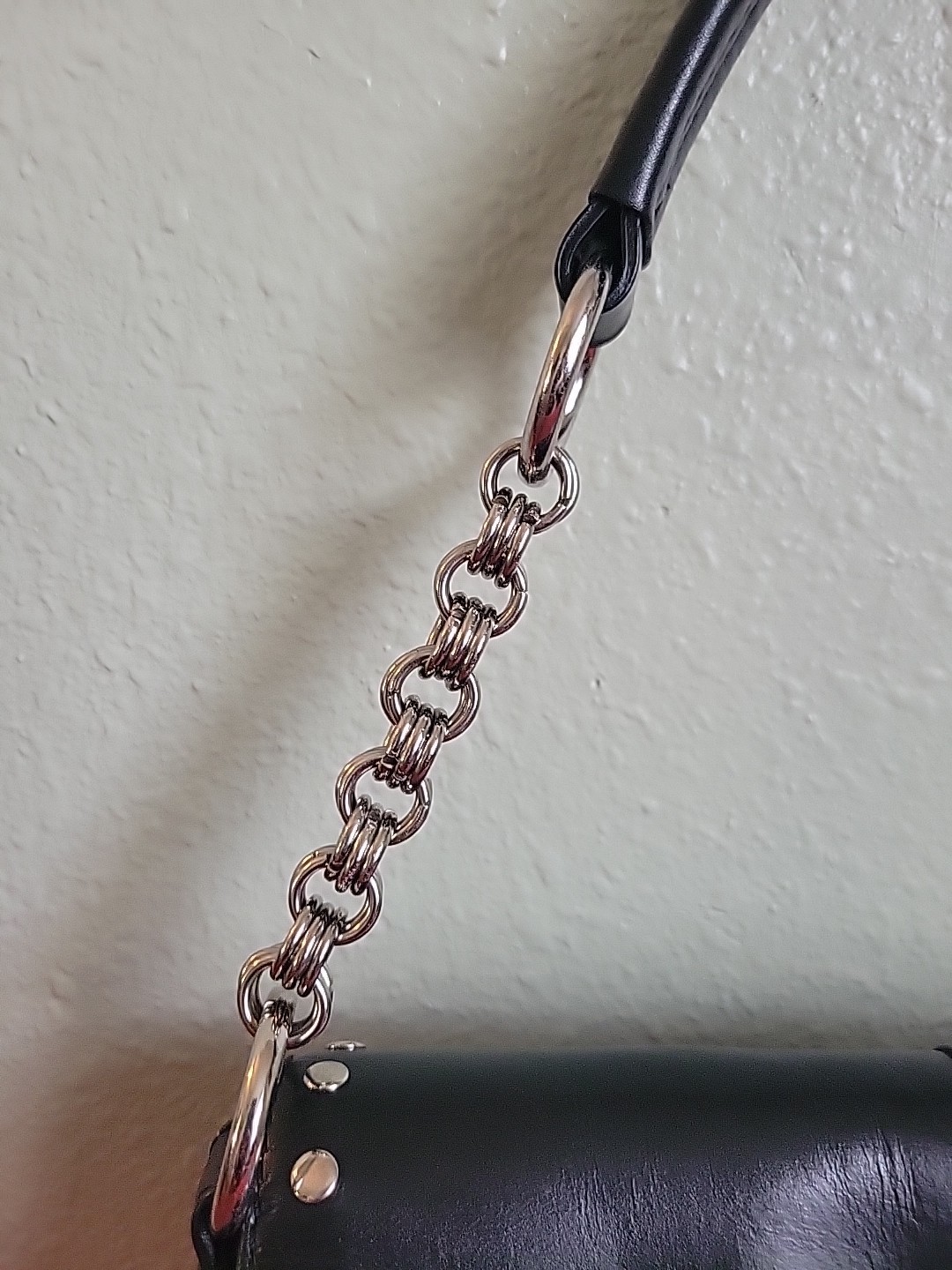 Picture 4 of 19