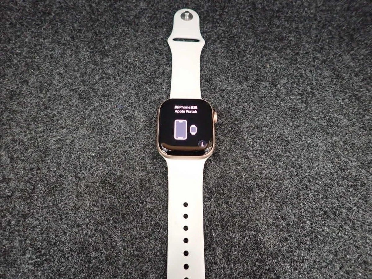 Apple Watch Series 4 Apple Watch Series 4 Smart Watches for sale