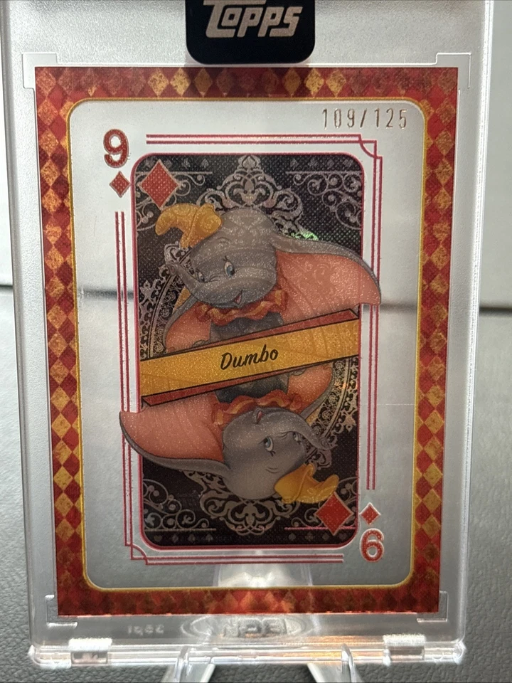 Tarjeta de juego Dumbo Topps Disney Mint 2025 109/125 9 de diamantes recubiertos Foto 4 de 4