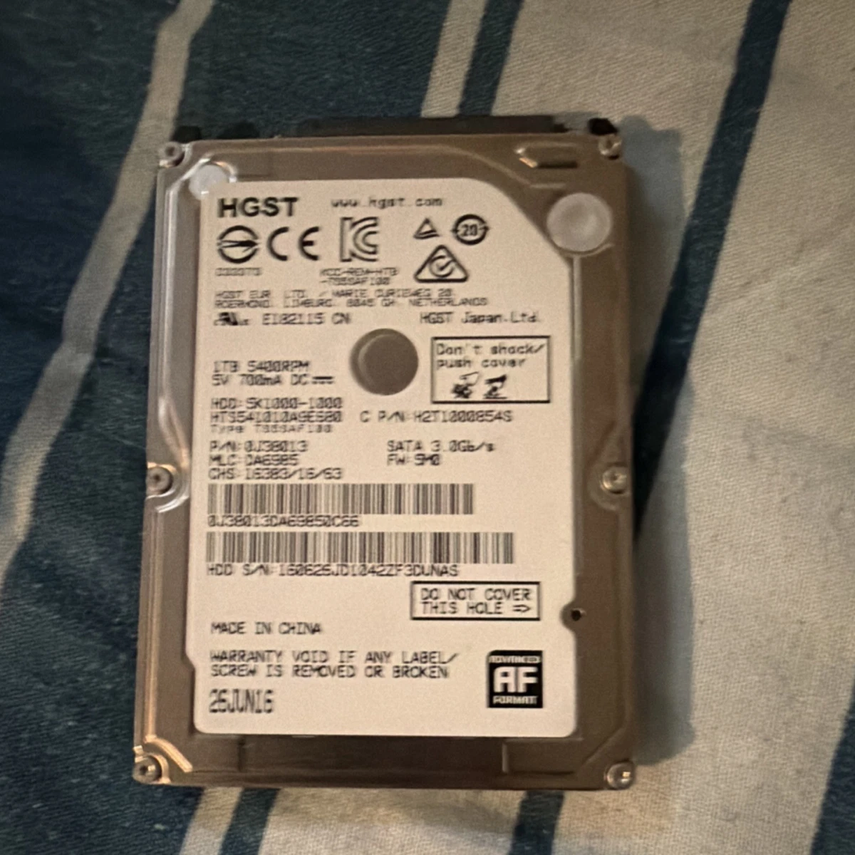 Las mejores ofertas en HGST SATA I las unidades de disco duro