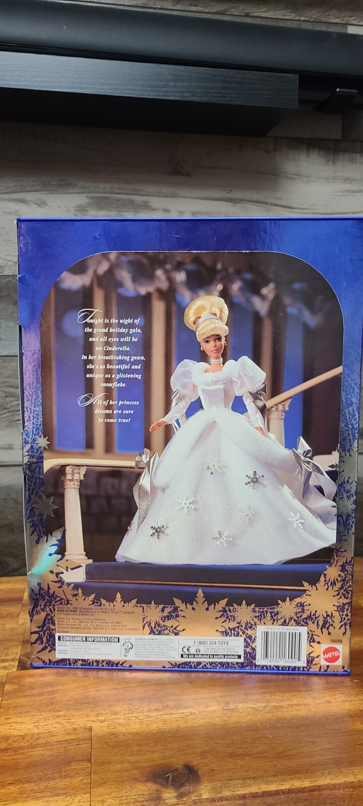Vintage 1996 Disney Cinderella Holiday Princess Barbie Doll #16090