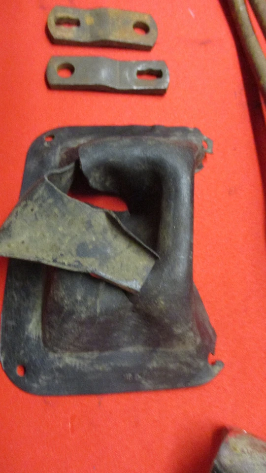 1968 1969 CHEVROLET IMPALA AND CAPRICE SHIFTER 4 SPEED FOR MUNCIE WITH CONSOLE - Image 3 of 4