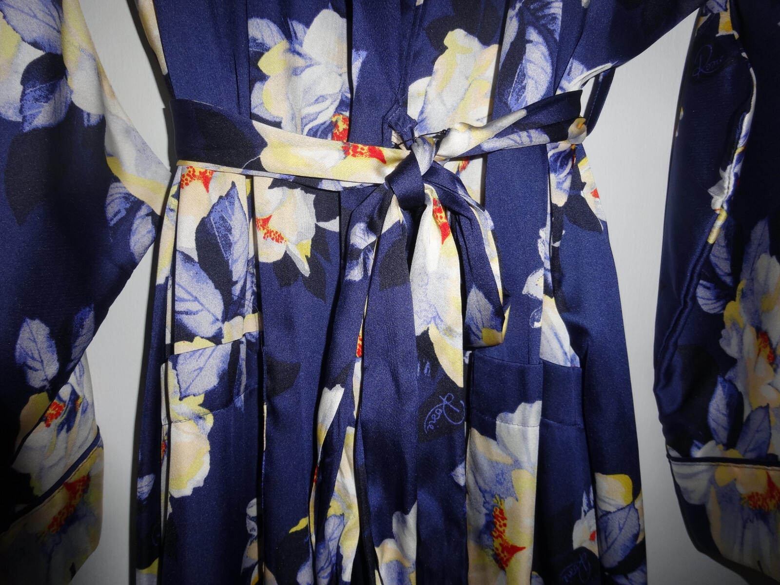 M&S MARKS & SPENCER ROSIE FOR AUTOGRAPH BLUE MIX SATIN DRESSING GOWN